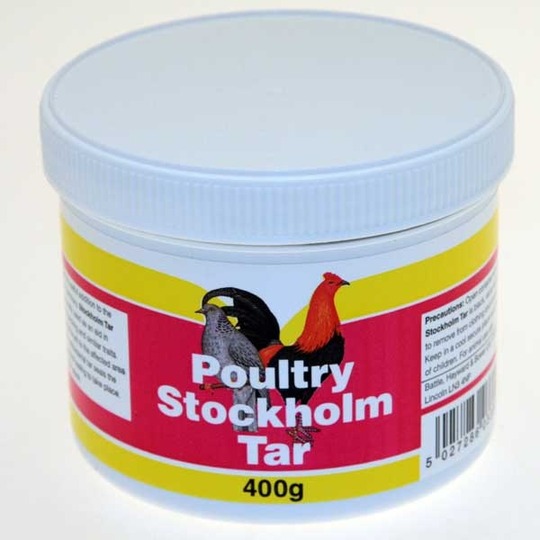 Battles Volaille Goudron de Stockholm 400gr. Un moyen efficace pour arrêter le picage de plumes.