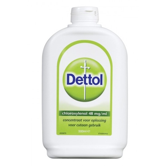 Dettol Soluzione. Dettol è una prodotto affidabile per la sua efficacia contro i germer.
