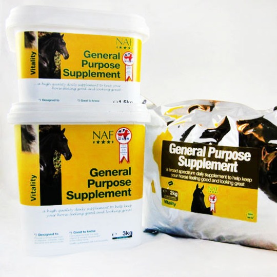 NAF Kompleet Supplement. Breedspectrum supplement voor werkende, drachtige, rustende  paarden 