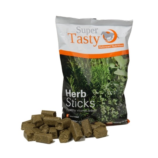 Super Tasty Herb stix. La ricompensa naturale per il tuo cavallo. Miscela di 7 erbe aromatiche.