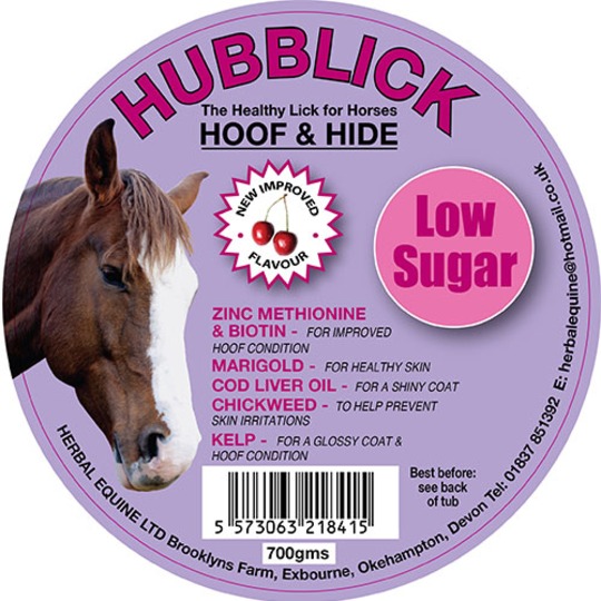 Hubblick Hoof & Hide 5kg.. Liksteen voor de hoeven & huid, kruiden en specerijen, weerproof.