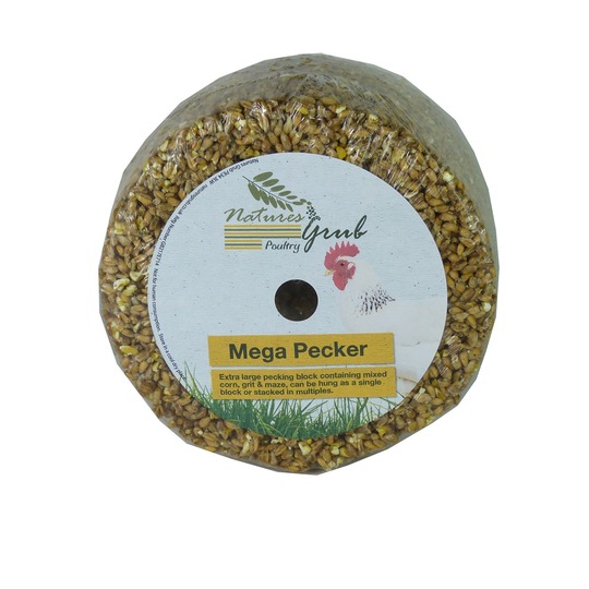 Natures Grub Mega Pecker Poultry Pecking Block 1.2kg. Pikvoerblok voor pluimvee.