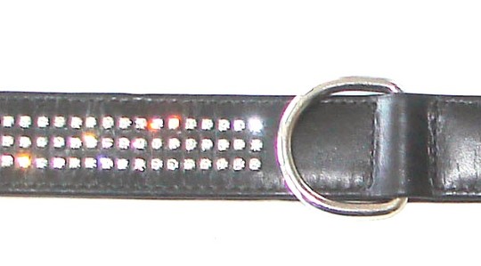 Halsband Casino Schwarz. Feines Leder Halsband mit Kristallen. 