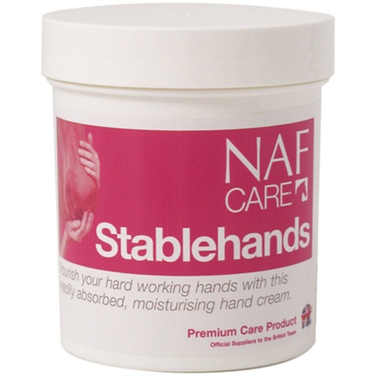 NAF Stable Hands 200 ml. Een snel intrekkende, verzorgende handcrème met o.m. zwavel en Aloe Vera.