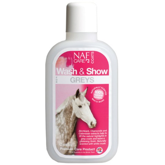 NAF Wash & Show Grey Horses 500ml. Accentueert de natuurlijke highlights in een lichte vacht.