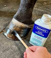 Keratex Hoof Hardener.   Protege de los cascos frágiles, agrietados, suaves y débiles; suelas suaves,