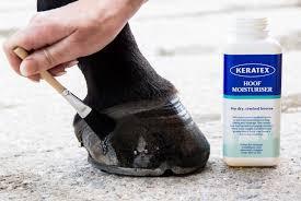 Keratex Hoof Moisturiser.   Manteniendo el perfecto nivel de hidratación en el interior de los cascos.