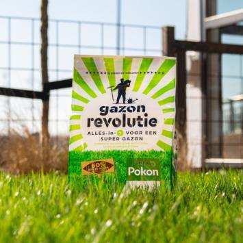 Pokon Lawn Revolution 4 kilos.    Todo en 1 para un césped estupendo.