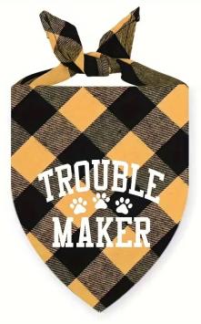 Bandana Troublemaker para perros. --- Súper bonita, en 5 colores y 3 tamaños.